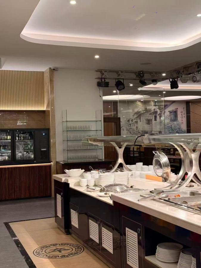 Le buffet central